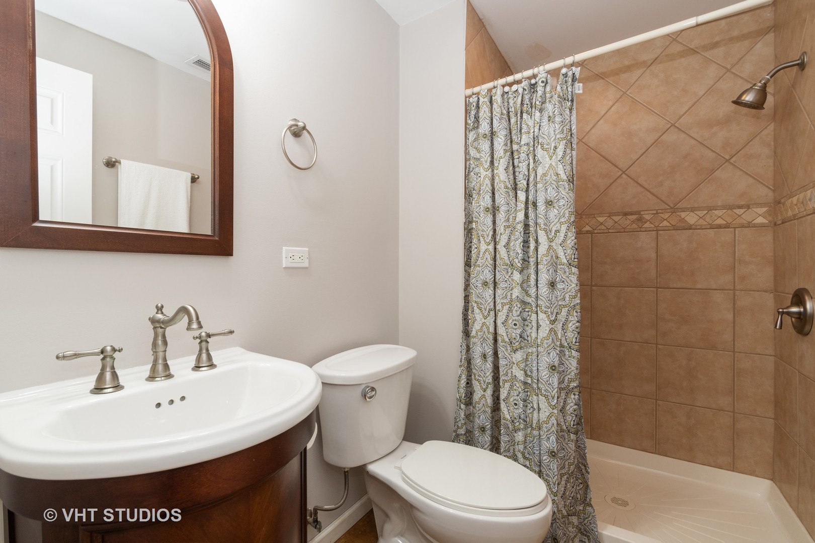 1255 Hickory Road Homewood, IL 60430 - Photo 10 of 14 Gallery Image 10
