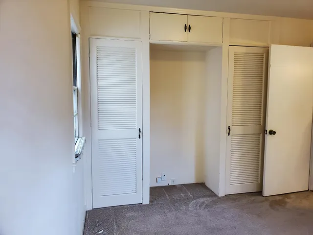 $3,400 | 6015 North Shoreland Avenue, Whitefish Bay, WI 53217