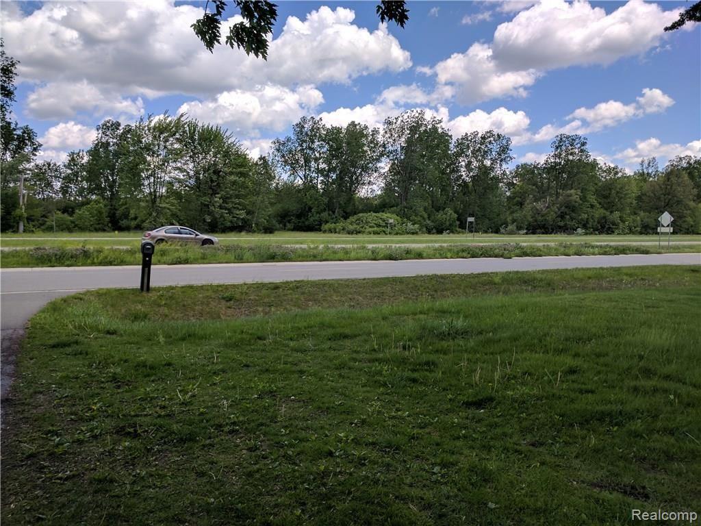 47271 Ecorse Road Belleville, MI 48111 - Photo 37 of 44 IMG_20170530_121944.jpg