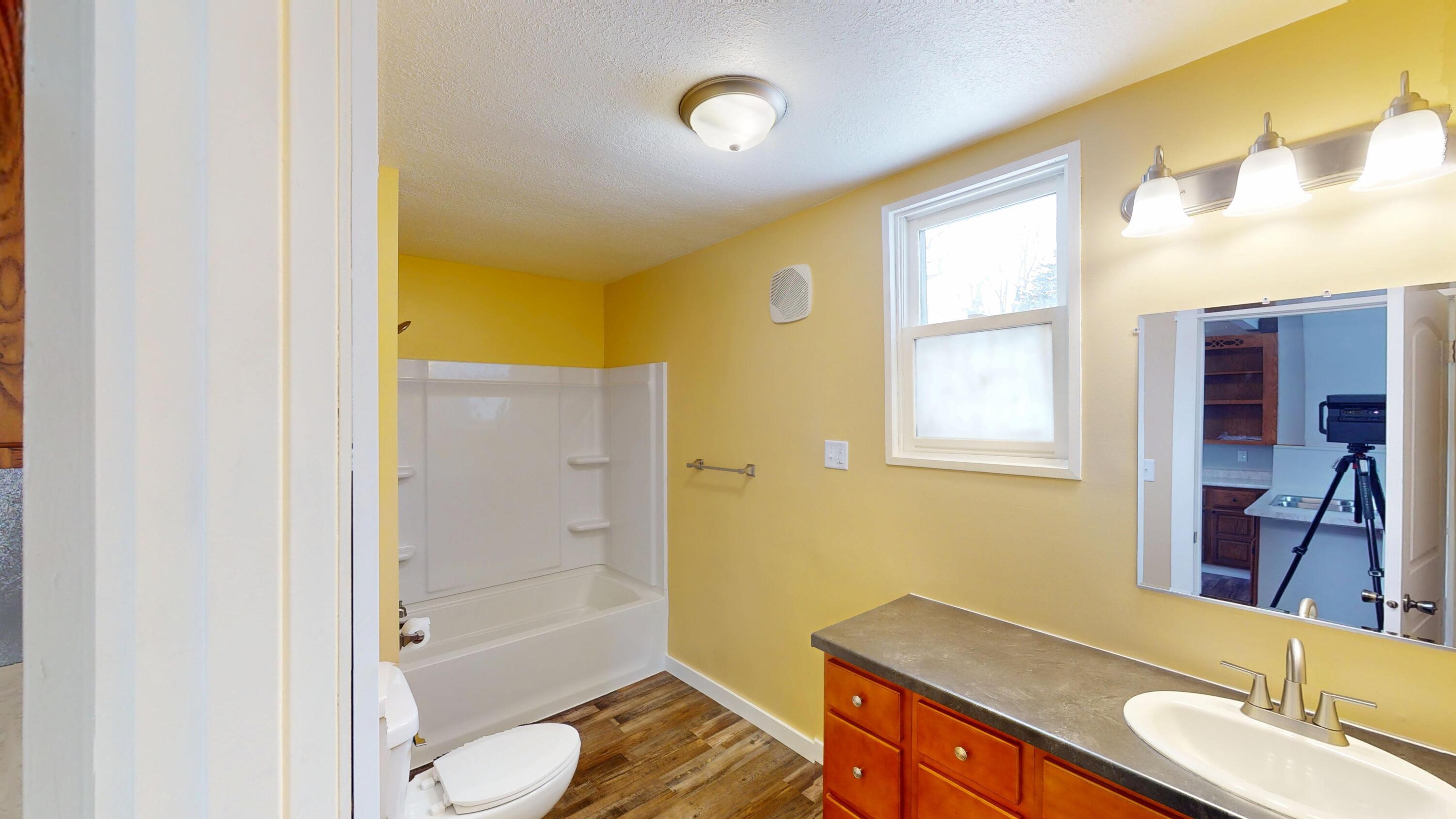 104 West 5th Street Cochrane, WI 54622 - Photo 10 of 49 Bathroom 1
