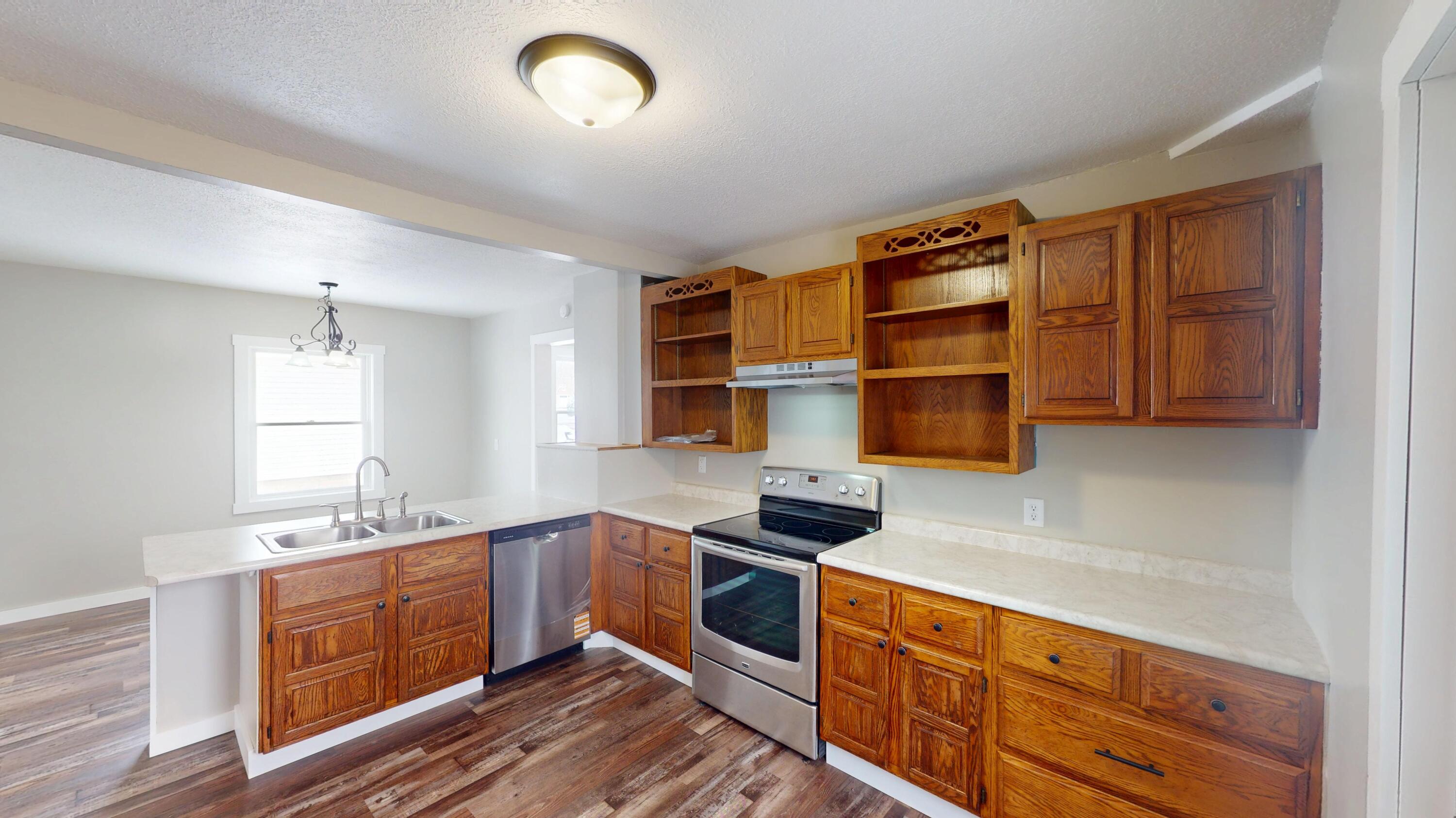 104 West 5th Street Cochrane, WI 54622 - Photo 6 of 49 Kitchen