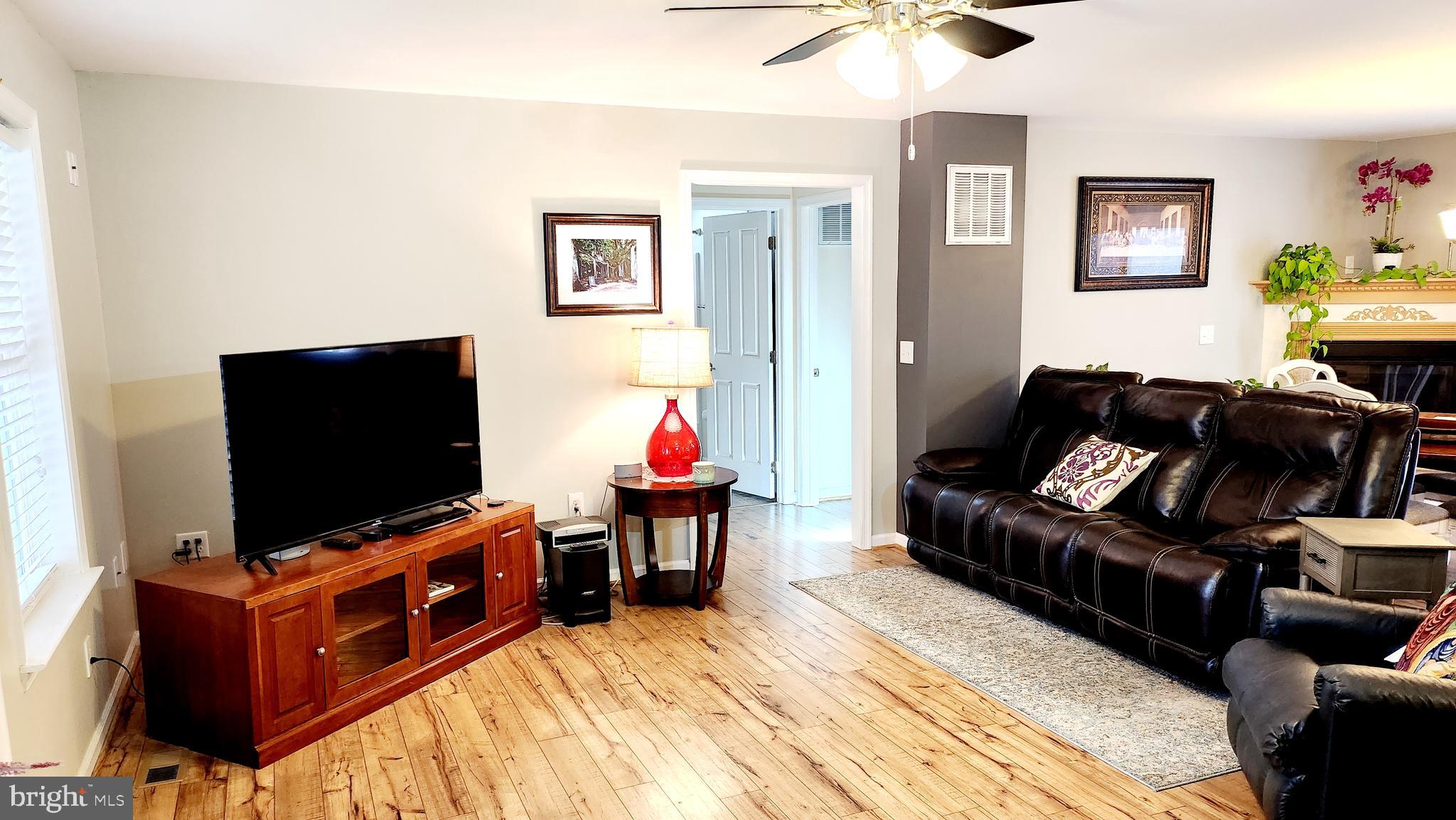 134 Lair Way Inwood, WV 25428 - Photo 5 of 33