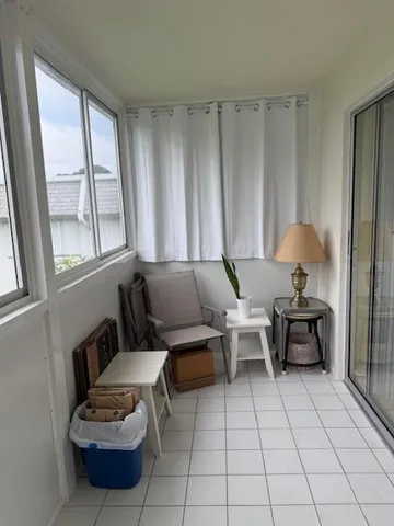 $163,900 | 3402 Cynthia Lane, Unit 201, Lake Worth Beach, FL 33461