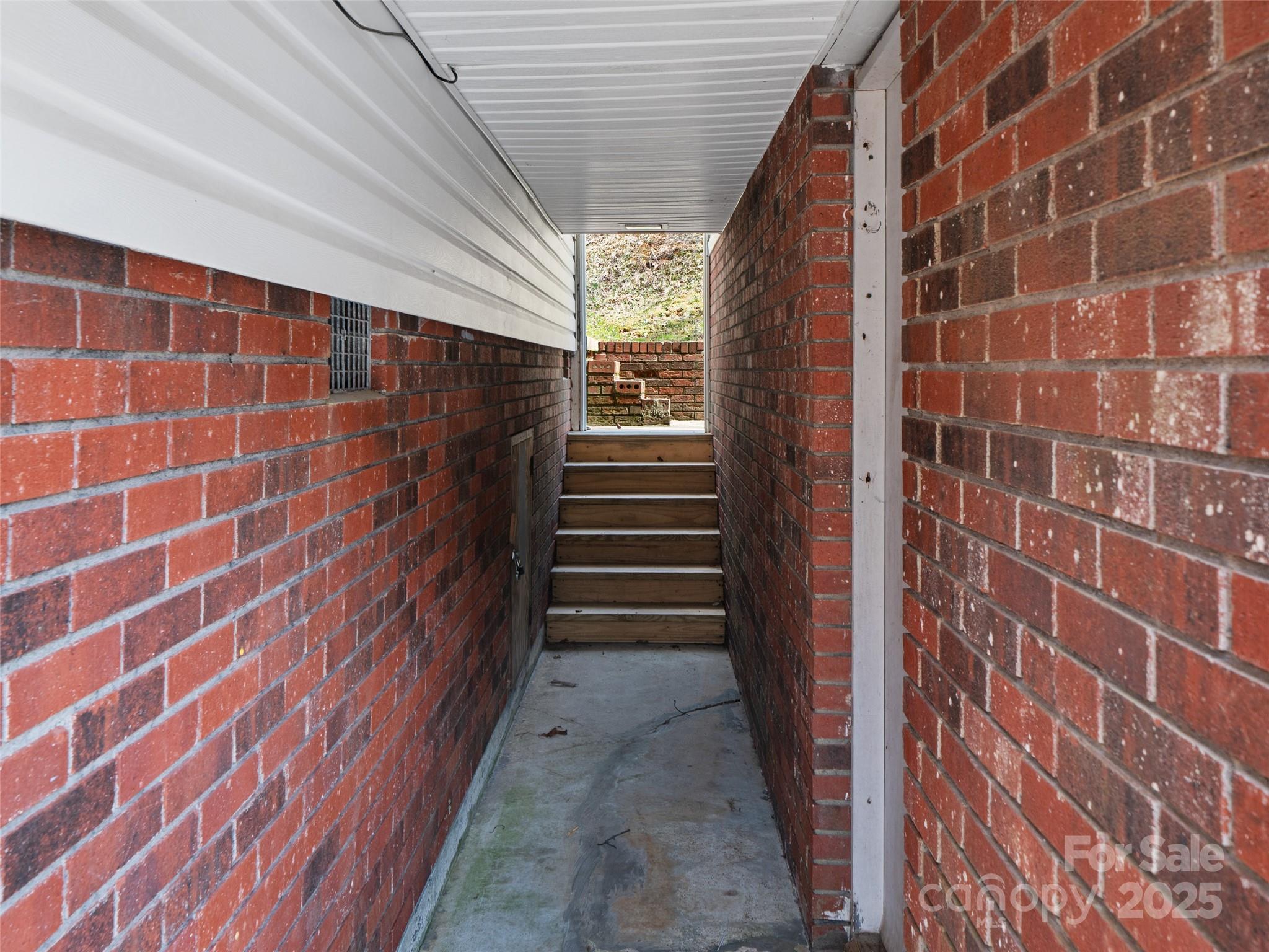 2989 Penland Road Spruce Pine, NC 28777 - Photo 27 of 38