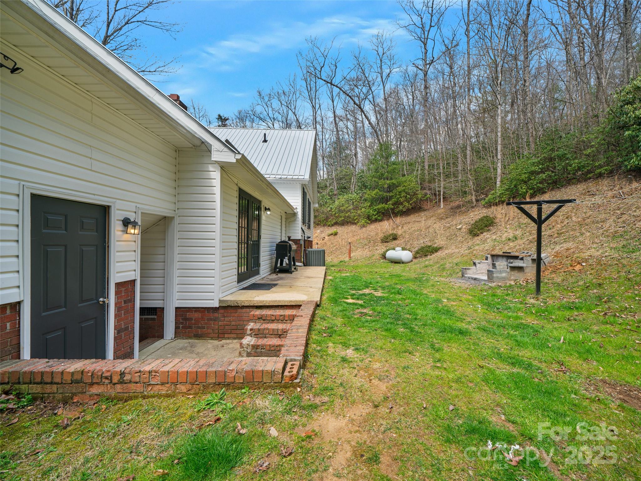 2989 Penland Road Spruce Pine, NC 28777 - Photo 29 of 38