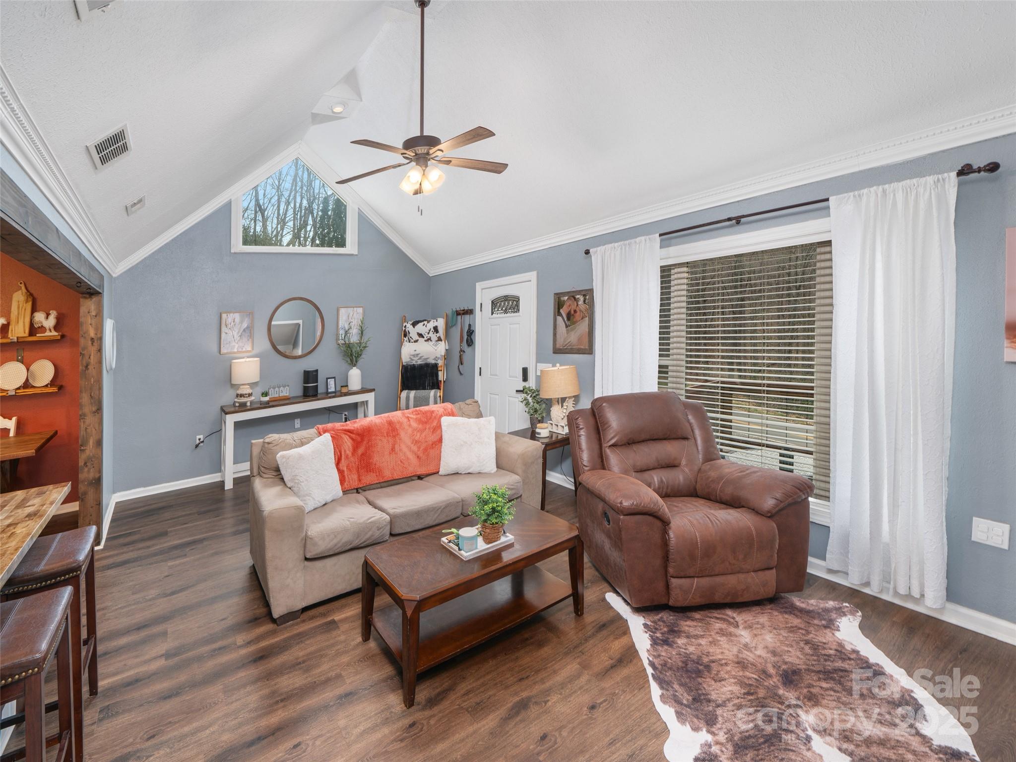 2989 Penland Road Spruce Pine, NC 28777 - Photo 4 of 38