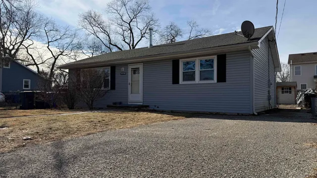 $399,900 | 494 Manchester Avenue, Brick, NJ 08723