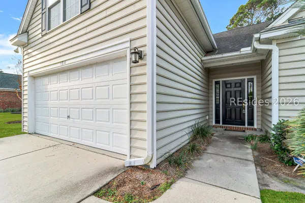 $475,000 | 106 Pinecrest Drive, Bluffton, SC 29910