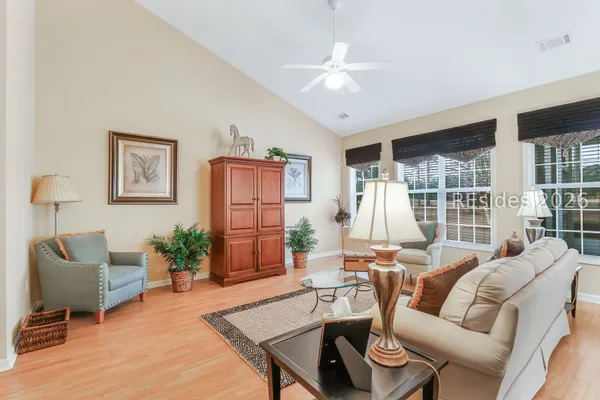 $475,000 | 106 Pinecrest Drive, Bluffton, SC 29910