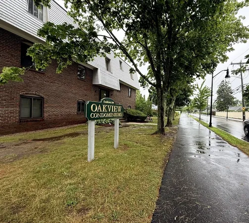 $319,900 | 15 Oak Neck Road, Unit 16, Hyannis, MA 02601