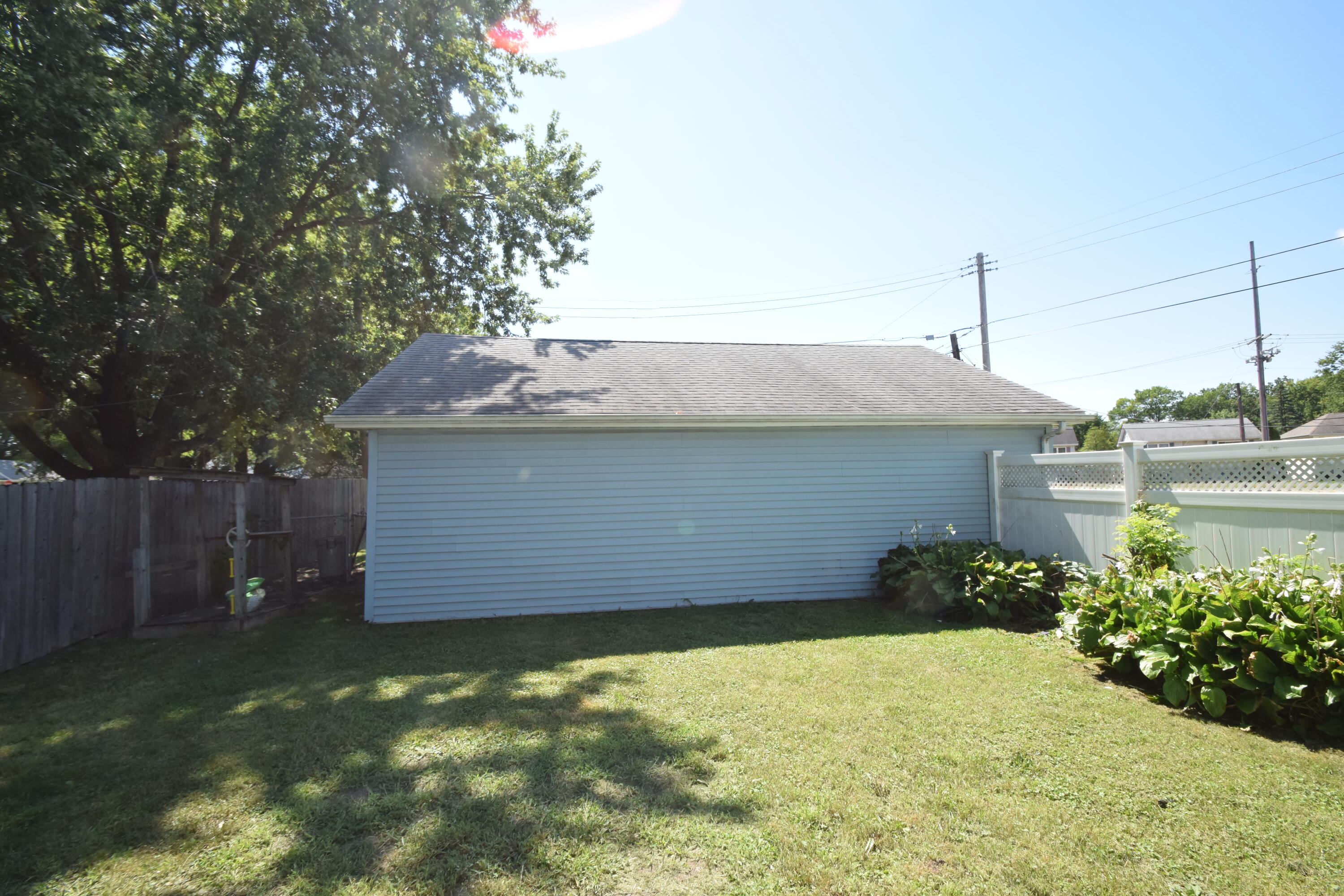 103 Michigan Street Porter, IN 46304 - Photo 5 of 23 3000x2000