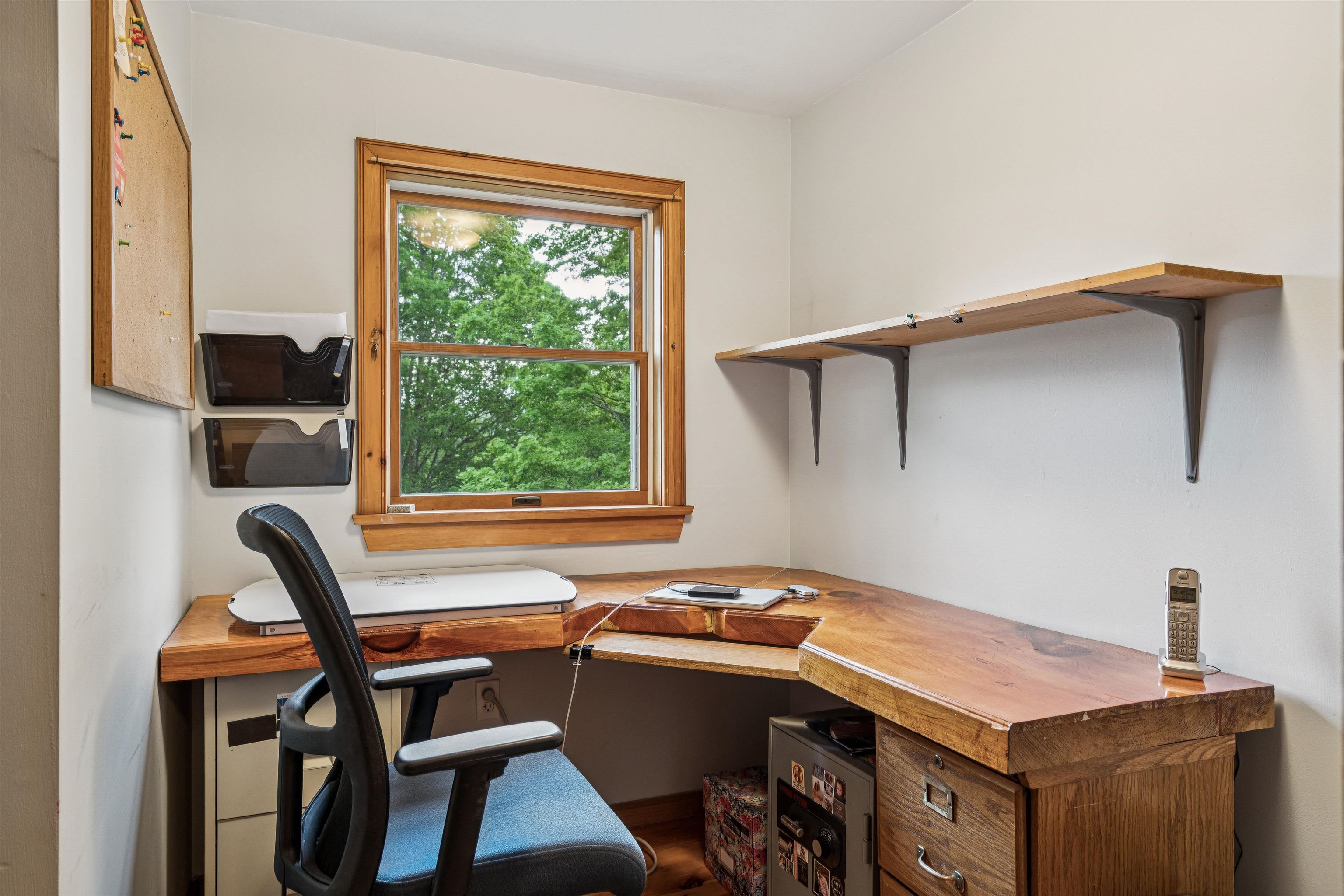 530 West Road Bethel, VT 05032 - Photo 28 of 41