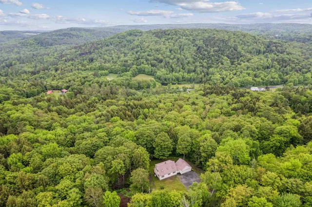 $614,000 | 530 West Road, Bethel, VT 05032