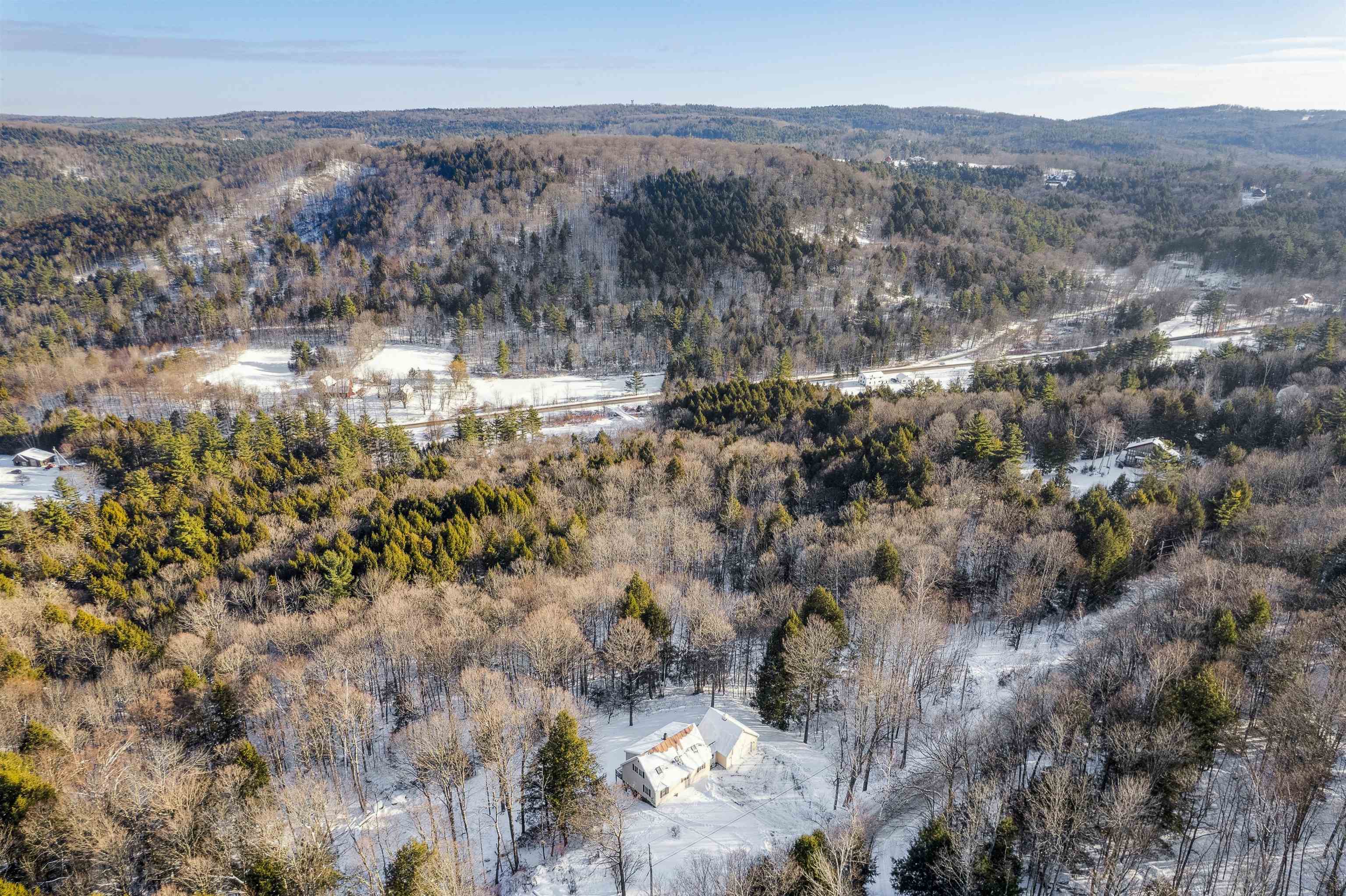 530 West Road Bethel, VT 05032 - Photo 4 of 41