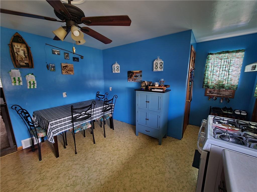3004 Valley Ridge Road McKeesport, PA 15133 - Photo 6 of 16 Gallery Image 6
