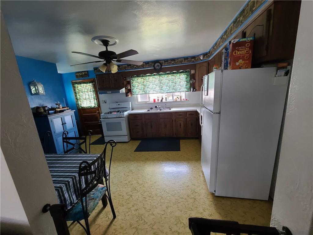 3004 Valley Ridge Road McKeesport, PA 15133 - Photo 8 of 16 Gallery Image 8