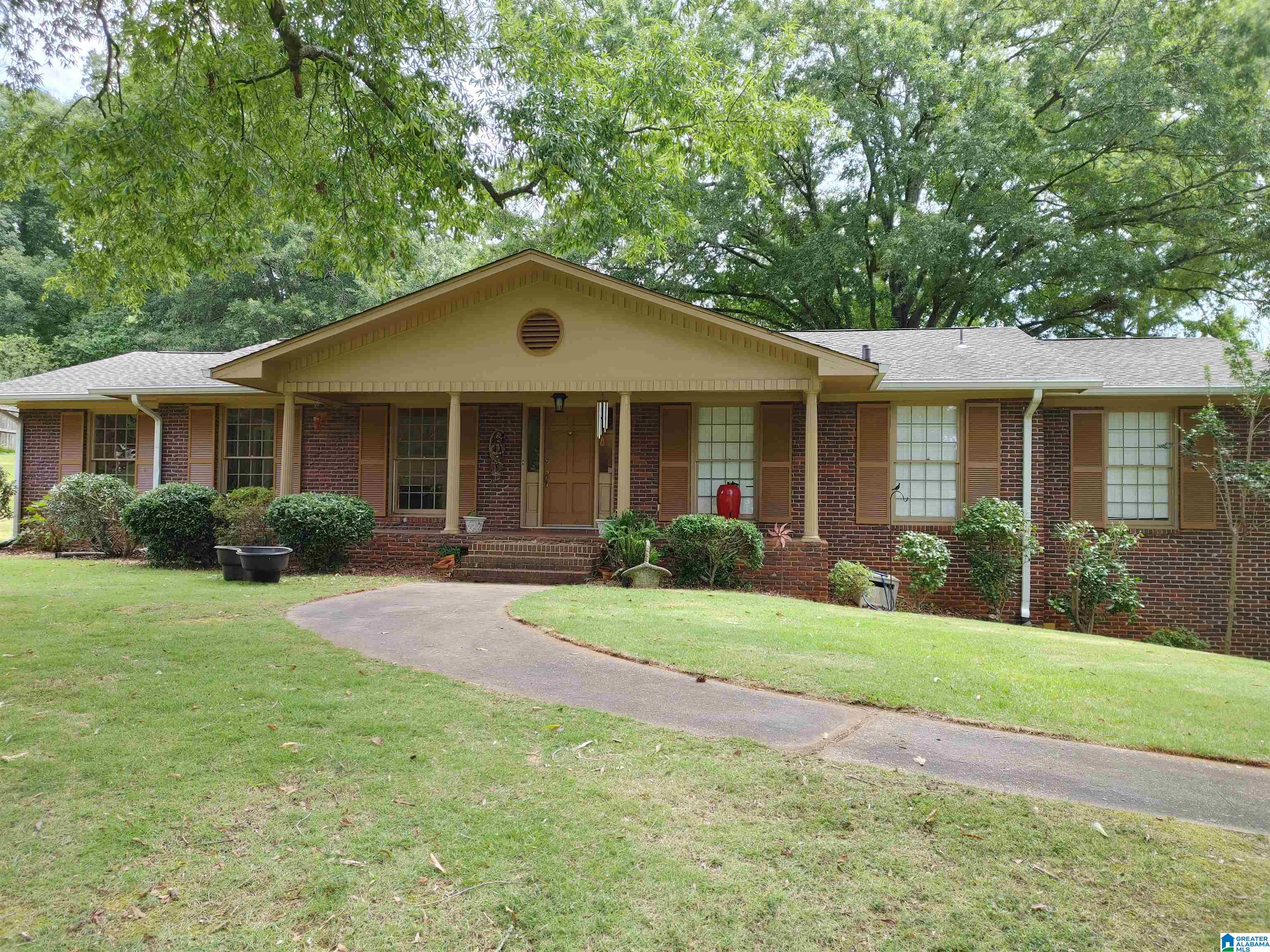2404 Lake Terrace Road Sylacauga, AL 35150 - Photo 1 of 23
