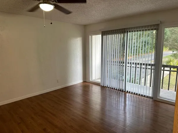 $114,900 | 6519 West Newberry Road, Unit 911, Gainesville, FL 32605