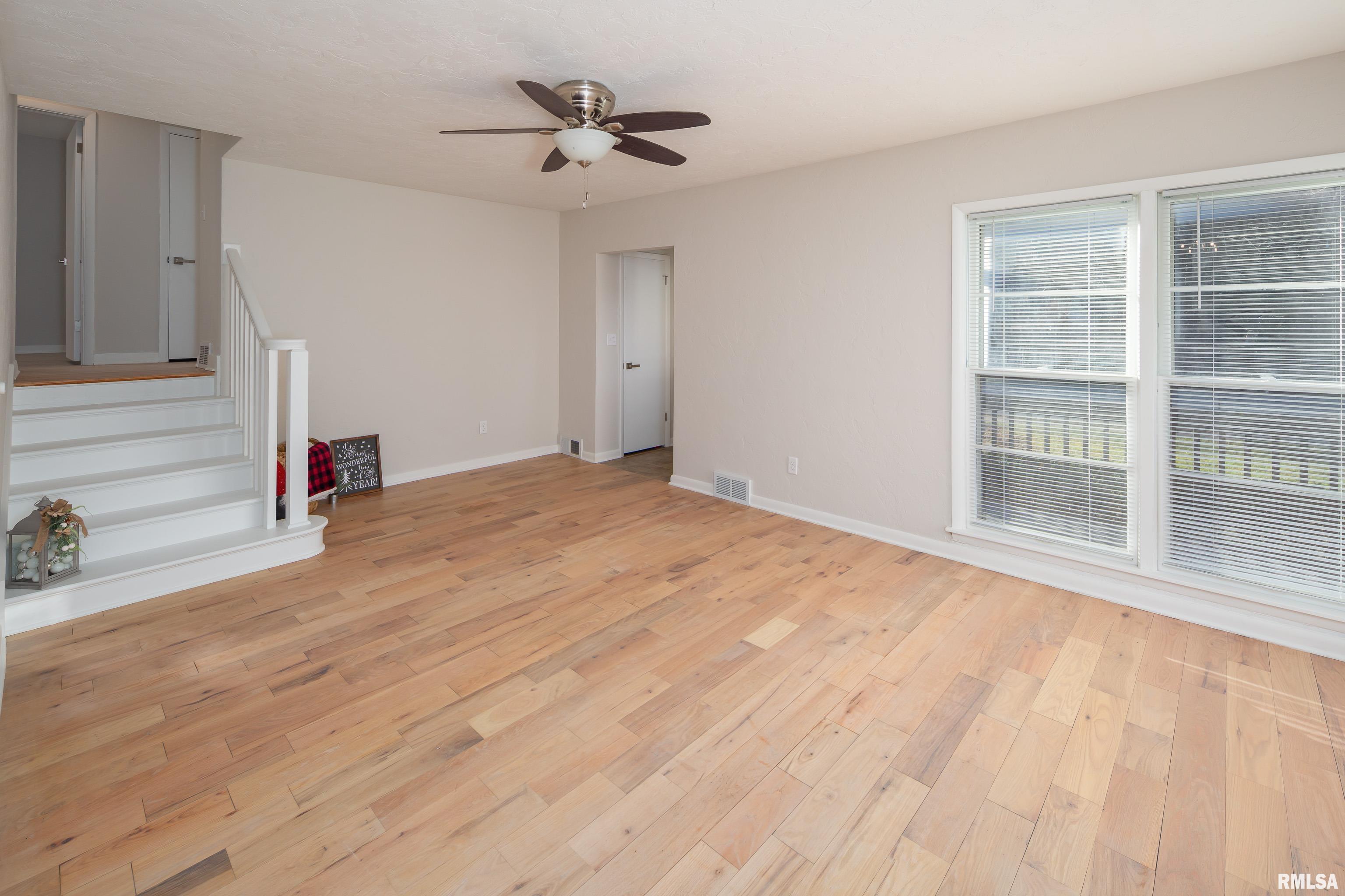 1915 Jersey Ridge Road Davenport, IA 52803 - Photo 14 of 40 Gallery Image 14