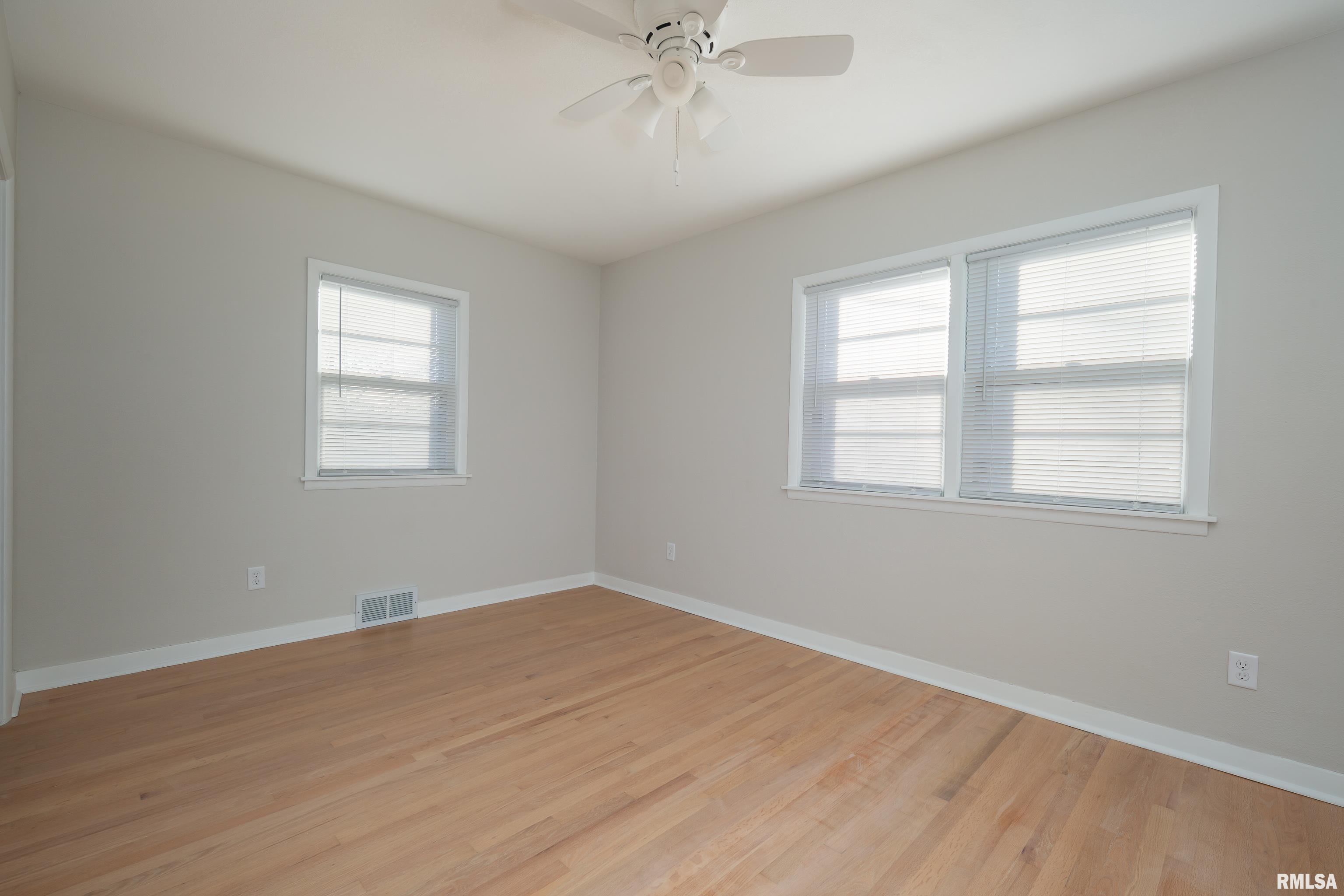 1915 Jersey Ridge Road Davenport, IA 52803 - Photo 28 of 40 Gallery Image 28