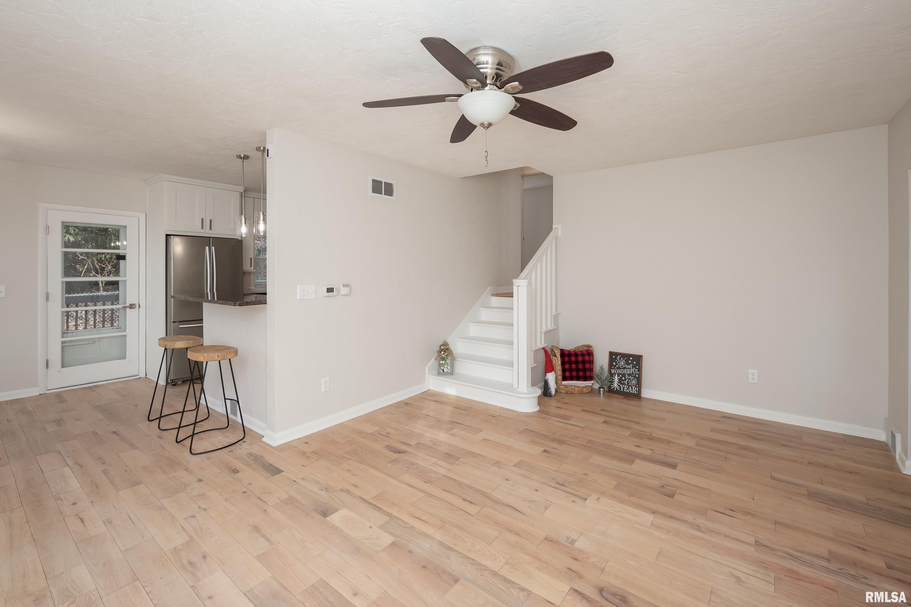 1915 Jersey Ridge Road Davenport, IA 52803 - Photo 10 of 40 Gallery Image 10