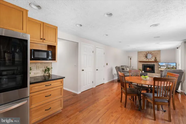 $795,000 | 13050 Monterey Estates Drive, Herndon, VA 20171