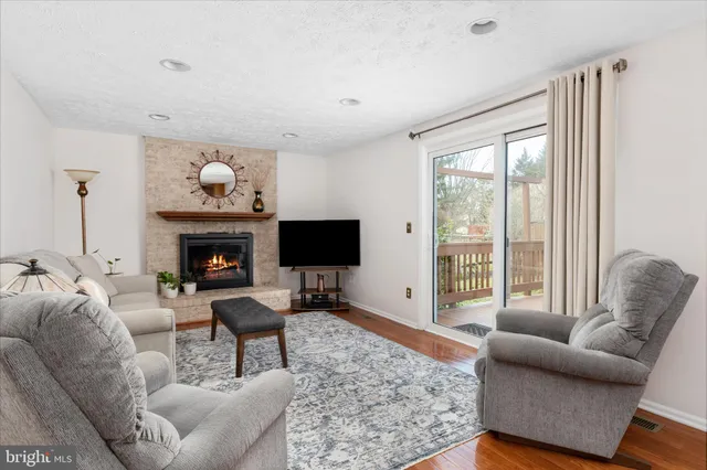 $795,000 | 13050 Monterey Estates Drive, Herndon, VA 20171