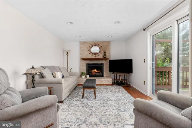 $795,000 | 13050 Monterey Estates Drive, Herndon, VA 20171