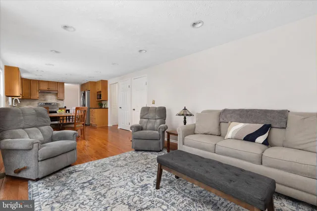 $795,000 | 13050 Monterey Estates Drive, Herndon, VA 20171