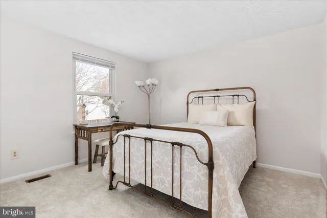 $795,000 | 13050 Monterey Estates Drive, Herndon, VA 20171