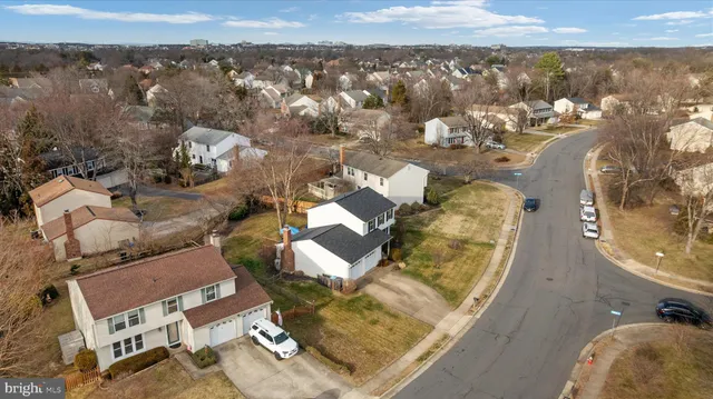 $795,000 | 13050 Monterey Estates Drive, Herndon, VA 20171