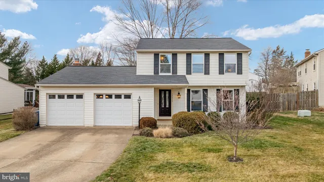 $795,000 | 13050 Monterey Estates Drive, Herndon, VA 20171