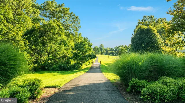 $795,000 | 13050 Monterey Estates Drive, Herndon, VA 20171