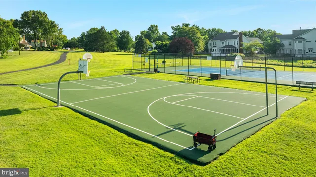 $795,000 | 13050 Monterey Estates Drive, Herndon, VA 20171