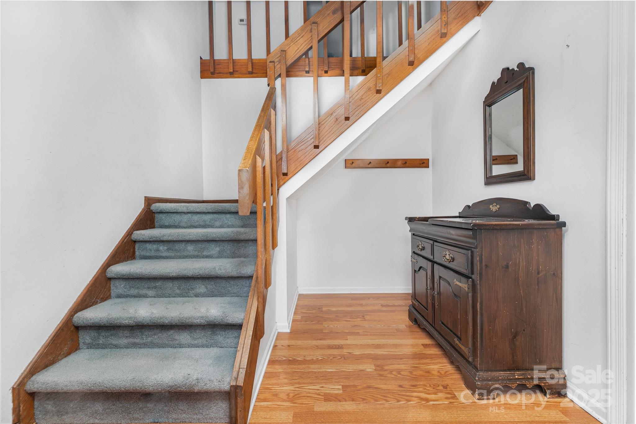 1425 Hebron Road Hendersonville, NC 28739 - Photo 4 of 21 Gallery Image 4