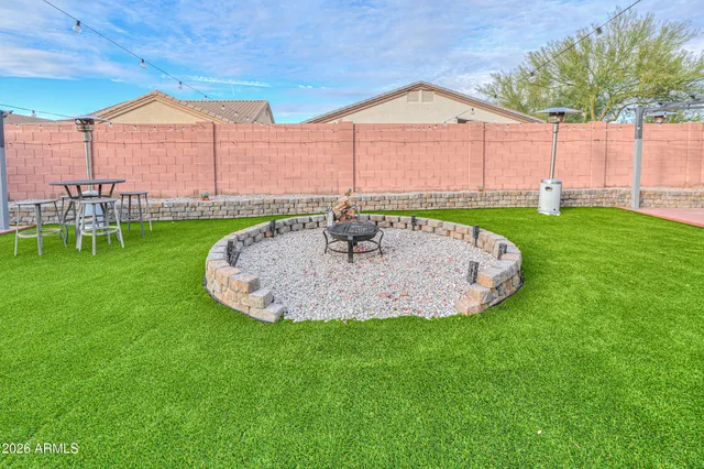 $2,300 | 560 West Lucky Penny Place, Casa Grande, AZ 85122