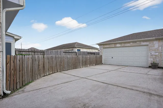 $245,900 | 2814 Legends Crest Drive, Spring, TX 77386