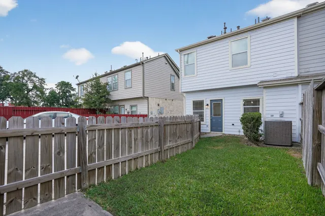 $245,900 | 2814 Legends Crest Drive, Spring, TX 77386