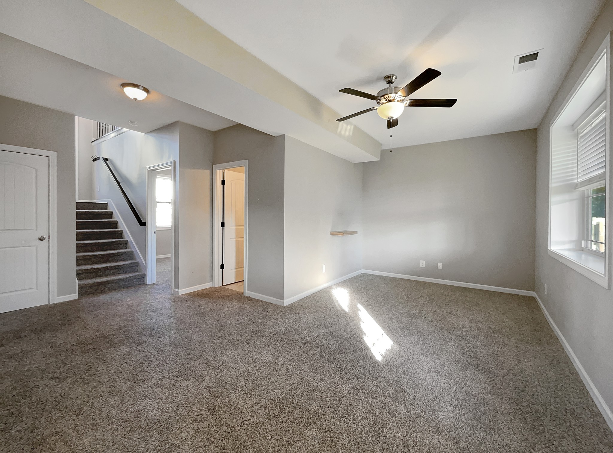 809 Rushing Drive Clarksville, TN 37042 - Photo 9 of 25 Gallery Image 9