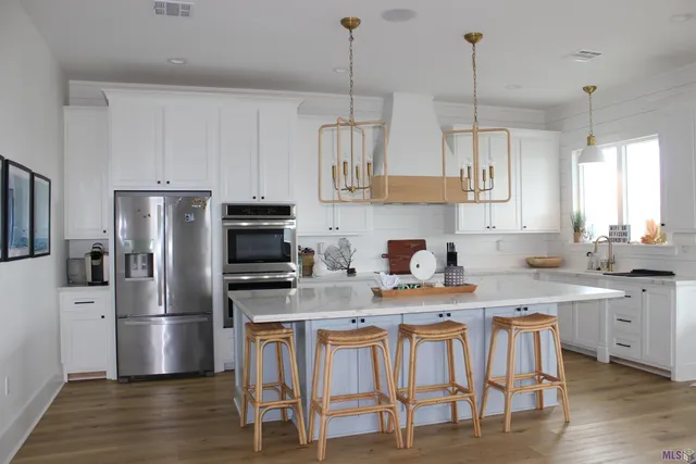 $915,000 | 3001 Rebecca Lane, Grand Isle, LA 70358