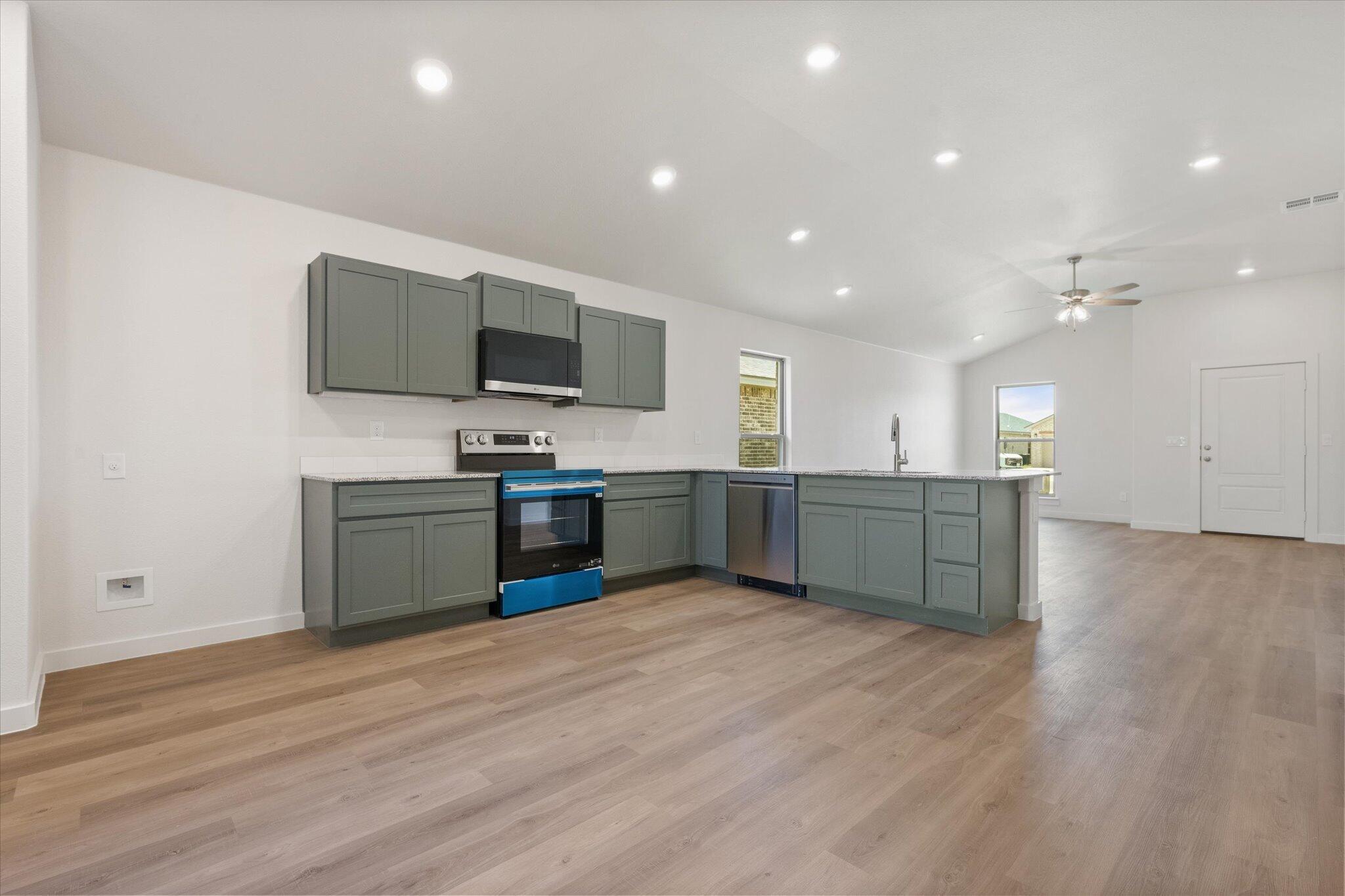 2407 Helena Avenue Lubbock, TX 79407 - Photo 11 of 19 04-2407 Helena_1454
