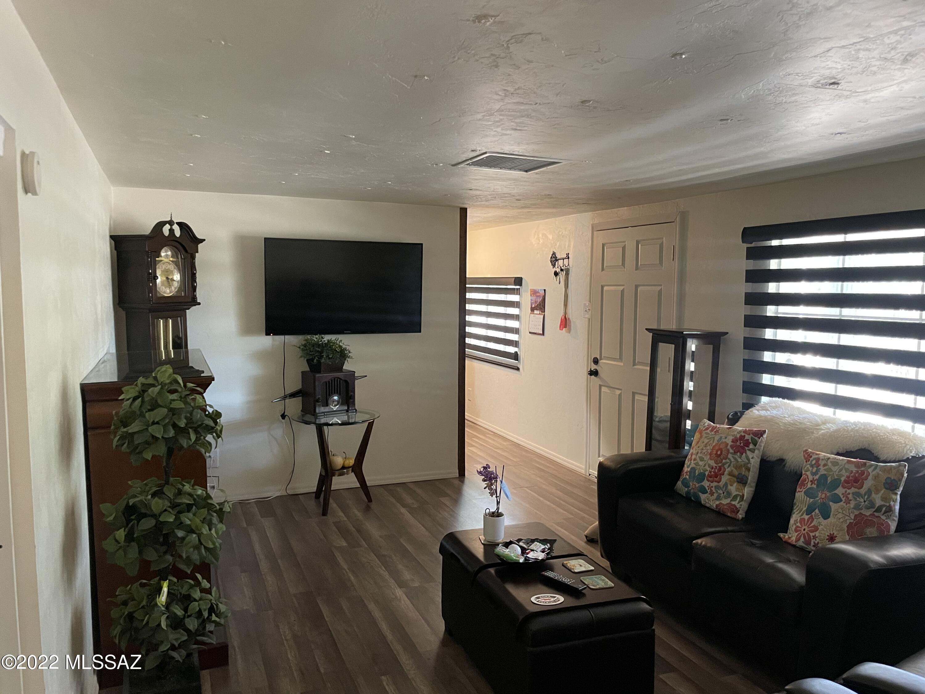 9104 South Fillmore Road Tucson, AZ 85736 - Photo 12 of 19 Gallery Image 12