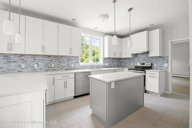 $765,000 | 210 North Mountain Road, Copake Falls, NY 12517