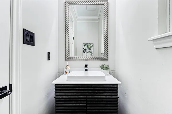 $645,000 | 5807 Mountain View Drive, Houston, TX 77345