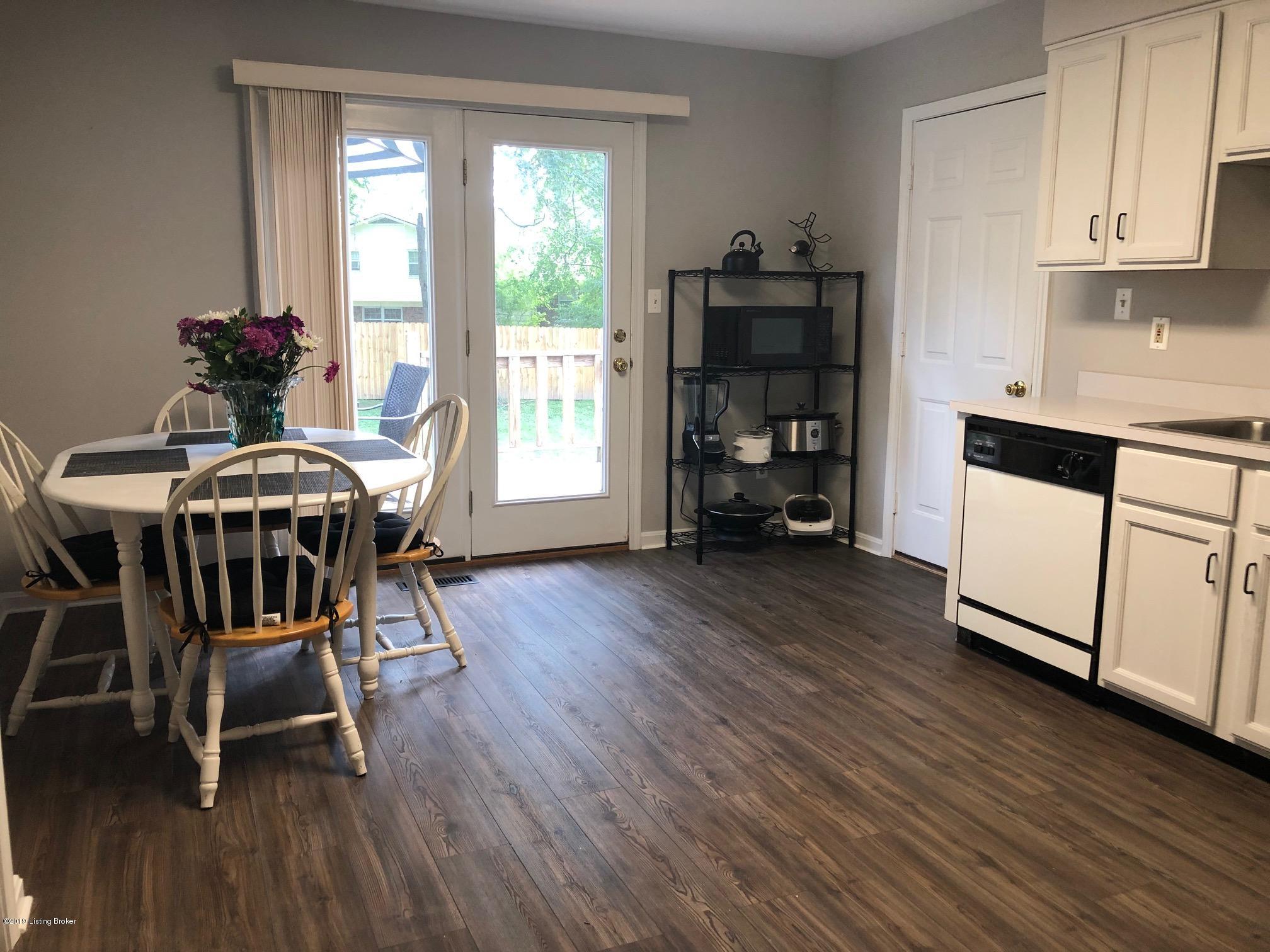 9608 Fairground Road Louisville, KY 40291 - Photo 11 of 17 fgr 12