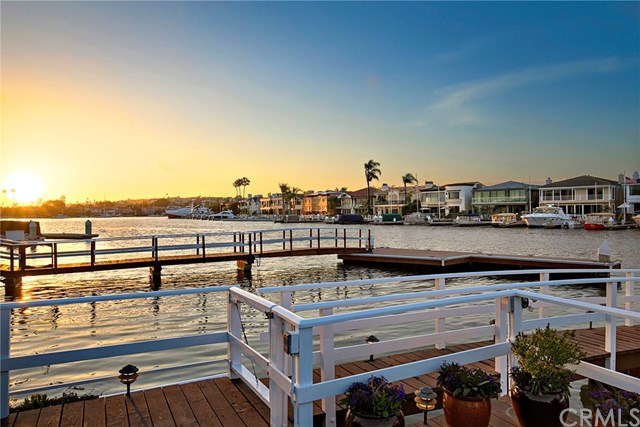 3 Harbor Island Newport Beach, CA 92660 - Photo 4 of 73