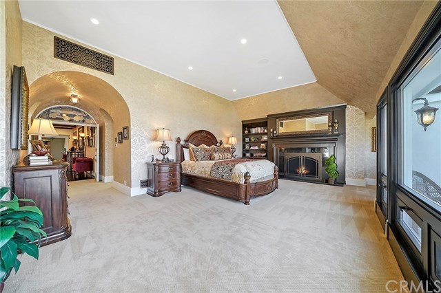 3 Harbor Island Newport Beach, CA 92660 - Photo 31 of 73