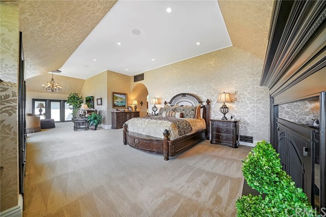 3 Harbor Island Newport Beach, CA 92660 - Photo 32 of 73