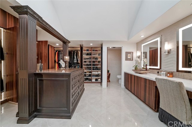 3 Harbor Island Newport Beach, CA 92660 - Photo 42 of 73