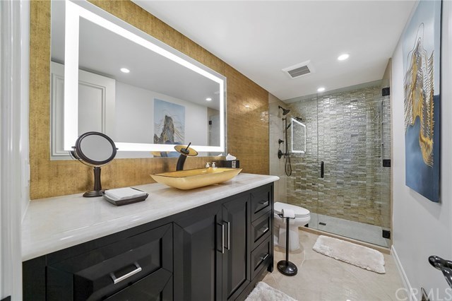 3 Harbor Island Newport Beach, CA 92660 - Photo 47 of 73 Remodeled guest bathroom on second floor